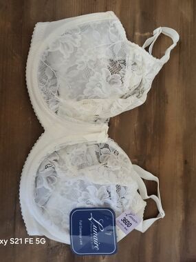 Lunavie White Lace Full-Coverage Underwire Bra with Bow Detail